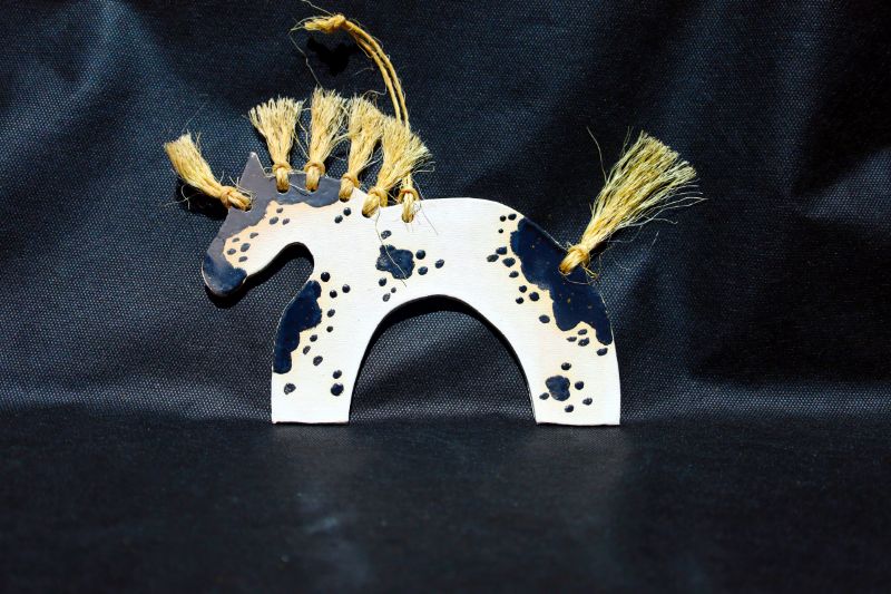 Medium Horse - White with Black Spots